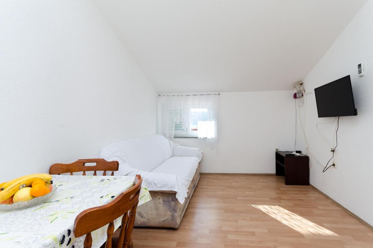 Apartments Anica J Lopar Esterno foto