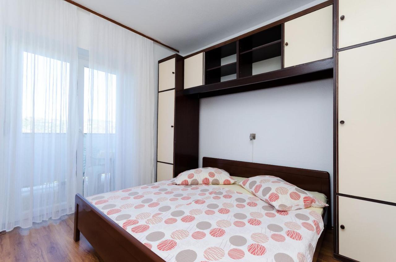 Apartments Anica J Lopar Esterno foto