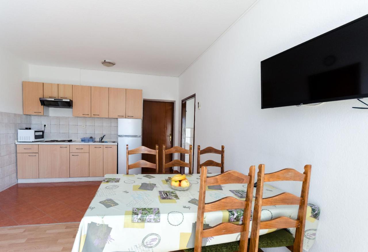 Apartments Anica J Lopar Esterno foto