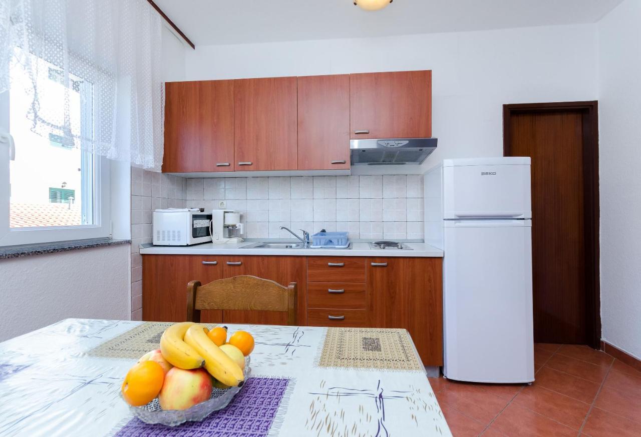 Apartments Anica J Lopar Esterno foto